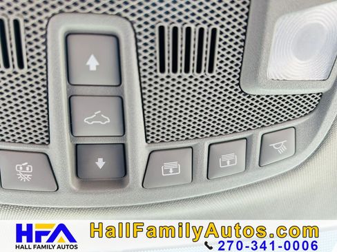 Used 2018 Ford F150 Lariat AWD/4WD image 36