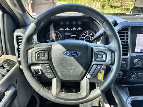 Used 2020 Ford F150 XLT w/ Equipment Group 302A Luxury image 21