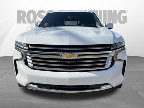 Used 2023 Chevrolet Suburban High Country RWD image 2