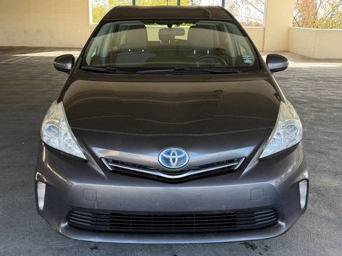 Used 2014 Toyota Prius V Two image 13