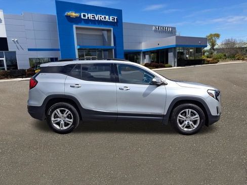 Used 2019 GMC Terrain SLE w/ Driver Convenience Package AWD/4WD image 27