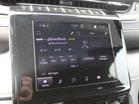 Used 2025 Jeep Grand Cherokee Altitude AWD/4WD image 23
