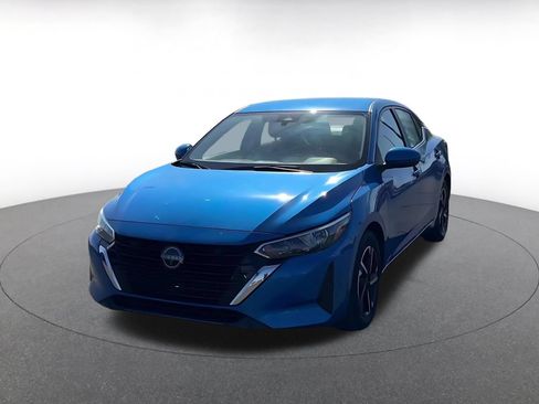 Used 2025 Nissan Sentra SV FWD image 7