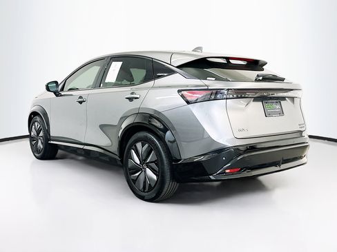 Used 2023 Nissan Ariya AWD image 5