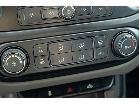 Used 2019 Chevrolet Colorado W/T RWD image 27