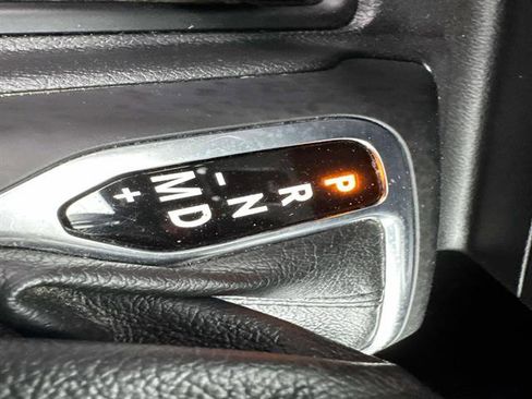 Used 2023 Jeep Wrangler Sport image 11