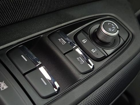 New 2026 Subaru Forester Premium AWD/4WD image 17