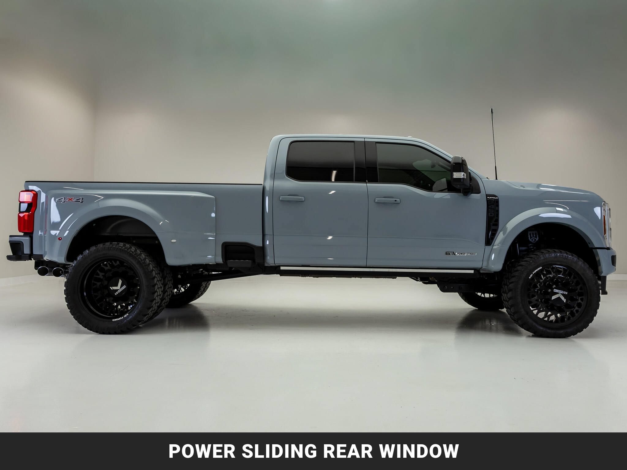 Used 2025 Ford F450 Platinum AWD/4WD image 10
