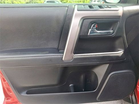 Used 2021 Toyota 4Runner SR5 Premium image 12