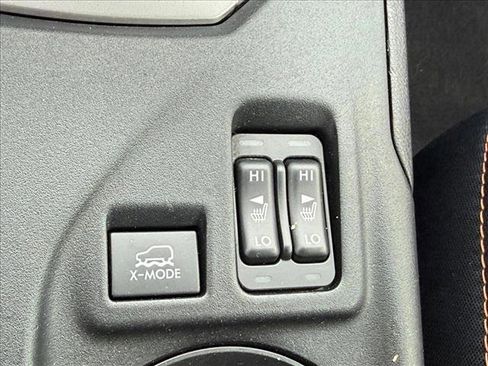 Used 2018 Subaru Crosstrek 2.0i Premium AWD/4WD image 22