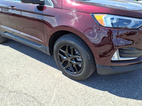 Certified 2023 Ford Edge SEL w/ Convenience Package AWD/4WD image 6