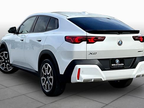 Certified 2025 BMW X2 xDrive28i AWD/4WD image 11