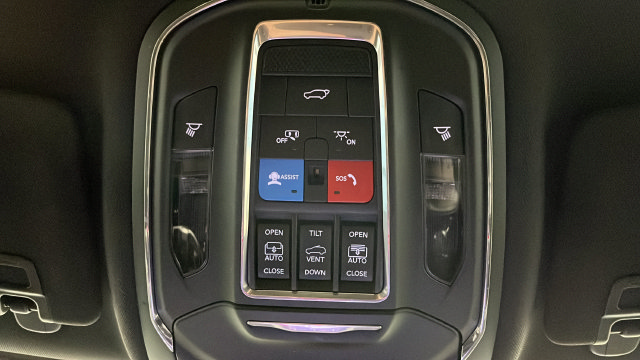 Used 2024 Jeep Grand Cherokee L Limited AWD/4WD image 35