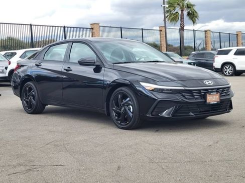 New 2026 Hyundai Elantra Sport FWD image 31