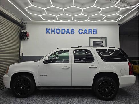 Used 2013 GMC Yukon SLT image 1