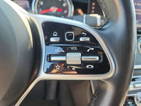 Used 2019 Mercedes-Benz E 300 4MATIC image 26