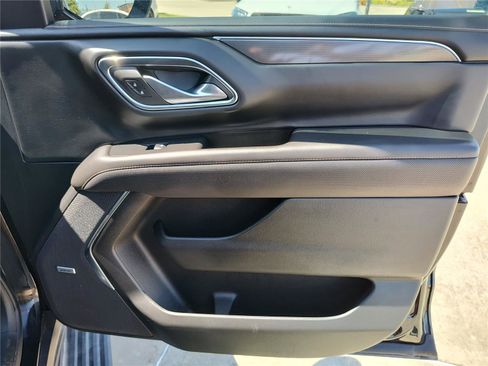 Used 2024 GMC Yukon AT4 w/ Technology Package image 26