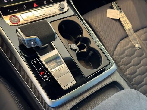 New 2026 Audi RS Q8 performance image 32