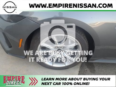 Used 2025 Ford Mustang GT Premium RWD image 2