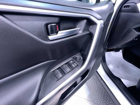 Used 2025 Toyota RAV4 XLE Premium FWD image 12