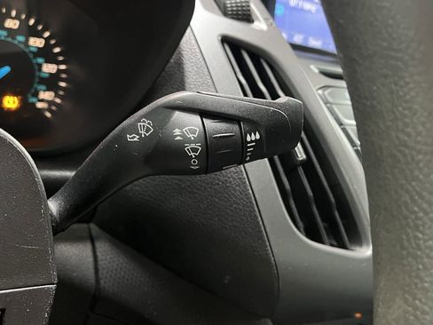 Used 2015 Ford Transit Connect XL FWD image 15