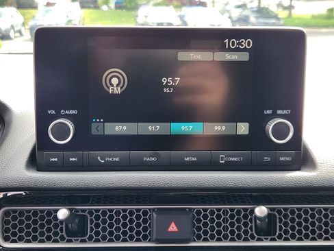 Certified 2024 Honda Civic EX-L image 11