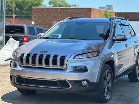 Used 2016 Jeep Cherokee 75th Anniversary AWD/4WD image 4