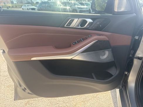 Used 2025 BMW X5 M60i w/ Executive Package image 9