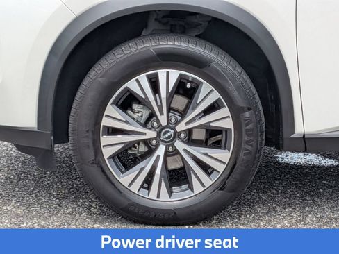 Used 2023 Nissan Rogue SV FWD image 13