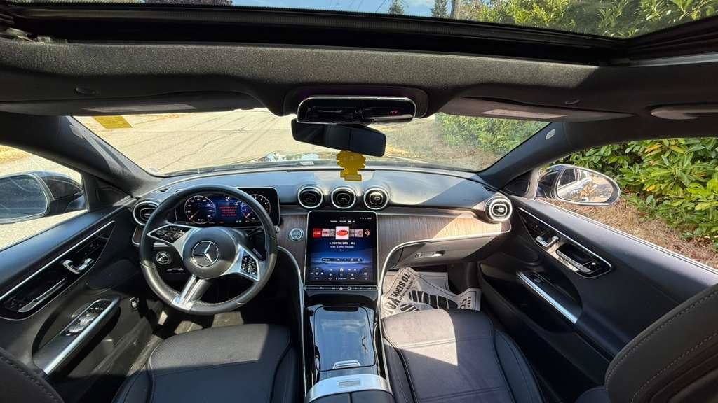 Used 2025 Mercedes-Benz C 300 Sedan image 10