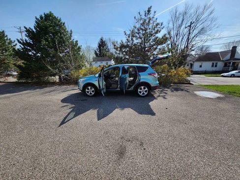 Used 2013 Ford Escape SE FWD image 26