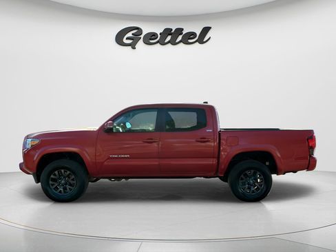 Used 2023 Toyota Tacoma SR5 AWD/4WD image 8