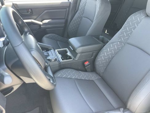 New 2026 Toyota Tacoma SR5 AWD/4WD image 18