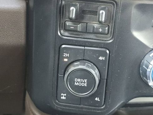 Used 2024 Ford F250 King Ranch image 26