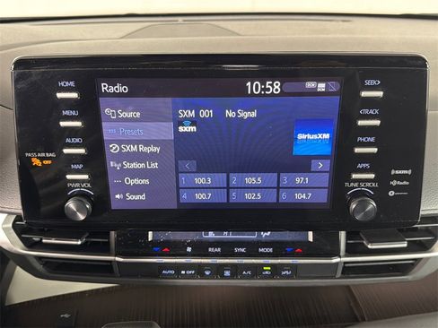 Used 2024 Toyota Sienna LE image 26