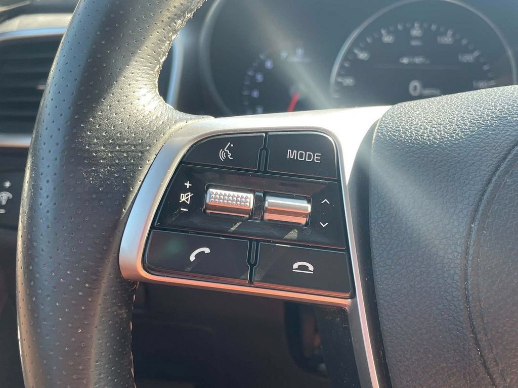 Used 2020 Kia Sorento SX FWD image 10