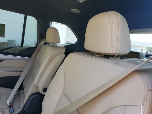 New 2026 Buick Enclave Preferred image 10