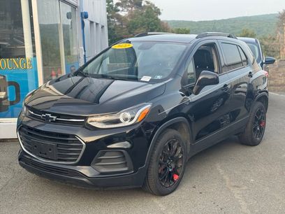 Used 2022 Chevrolet Trax LT w/ Midnight Edition