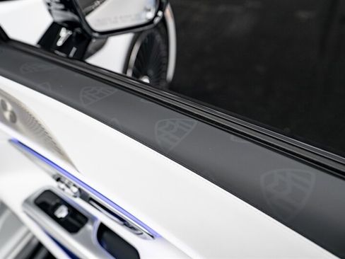 Used 2026 Mercedes-Benz Maybach SL 680 image 8