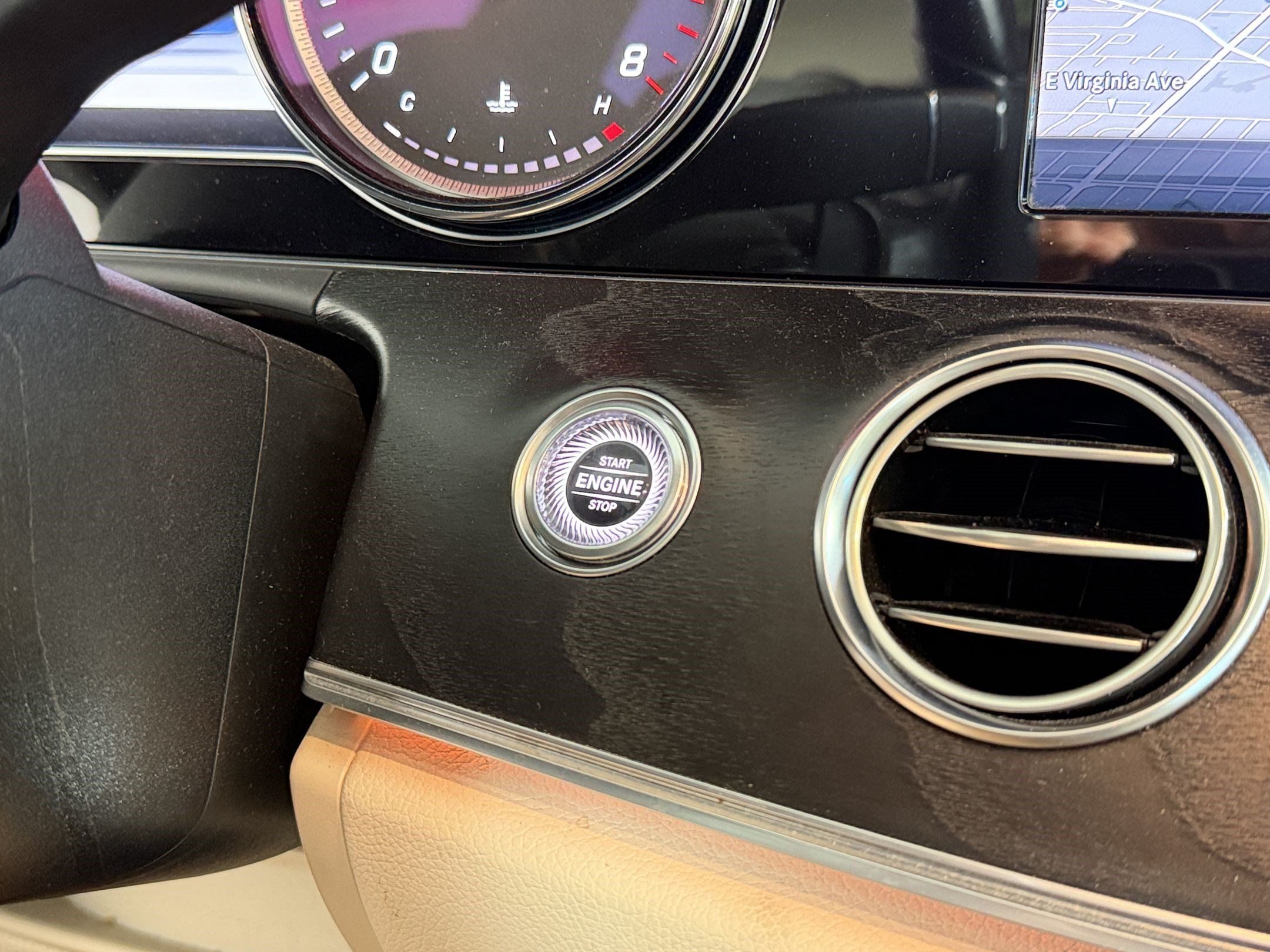Used 2020 Mercedes-Benz E 350 Sedan image 28