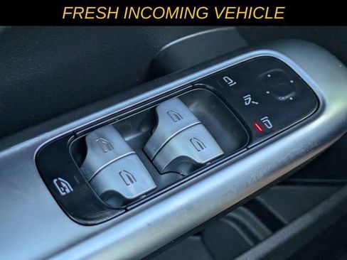 Used 2025 Mercedes-Benz C 300 4MATIC Sedan image 21