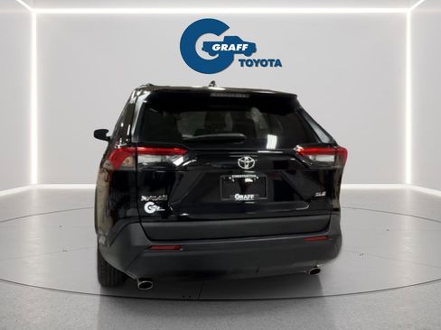 Used 2024 Toyota RAV4 XLE image 4