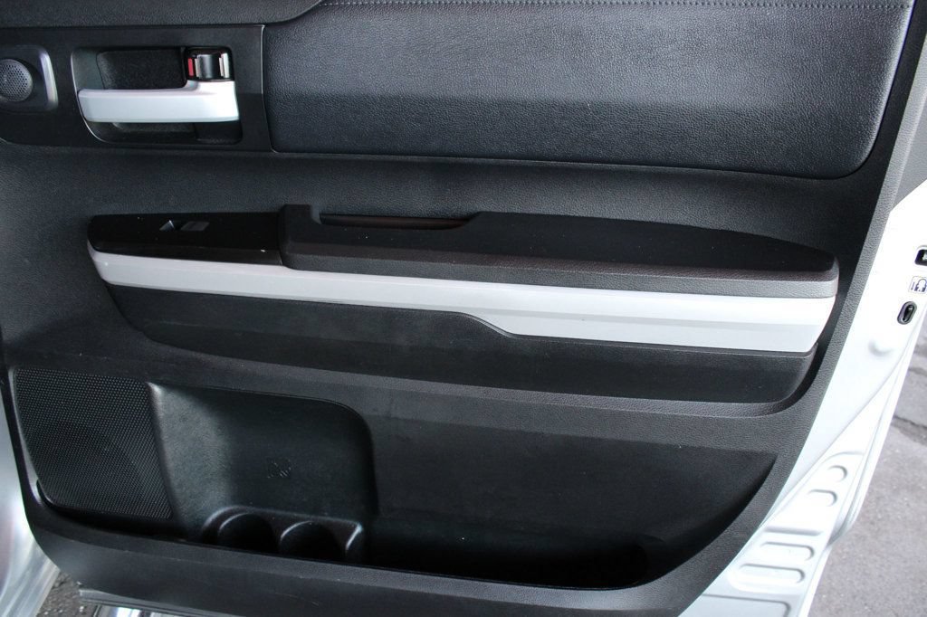 Used 2018 Toyota Tundra SR5 w/ SR5 Upgrade Package AWD/4WD image 14