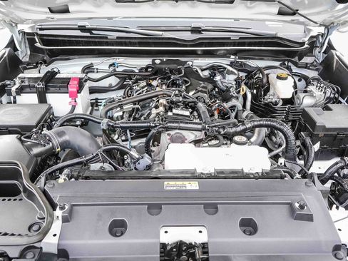 Used 2024 Toyota Tacoma TRD Sport w/ TRD Sport Upgrade Package image 32