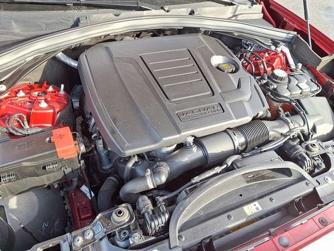 Used 2020 Jaguar F-PACE Premium image 29