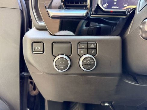 Used 2026 GMC Sierra 1500 SLT RWD image 14