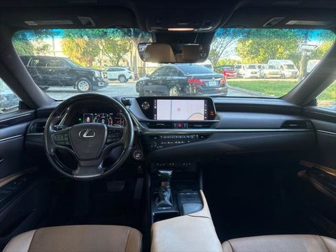 Used 2019 Lexus ES 350 w/ Premium Package FWD image 24