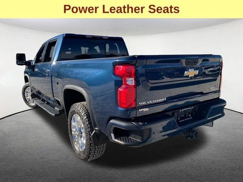 Used 2022 Chevrolet Silverado 3500 High Country w/ Safety Package II image 10