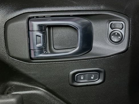 New 2026 Jeep Gladiator Sport AWD/4WD image 12