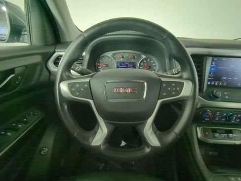 Used 2021 GMC Acadia SLT FWD image 25